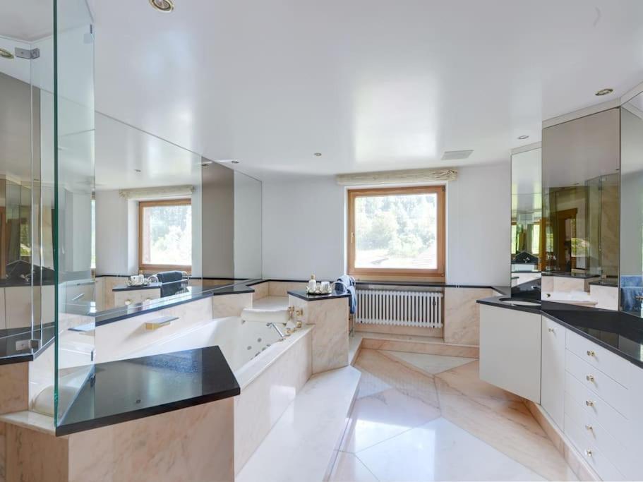 Whole Villa Munich, Alps View, Quiet And Spacious Feldkirchen-Westerham Exterior photo